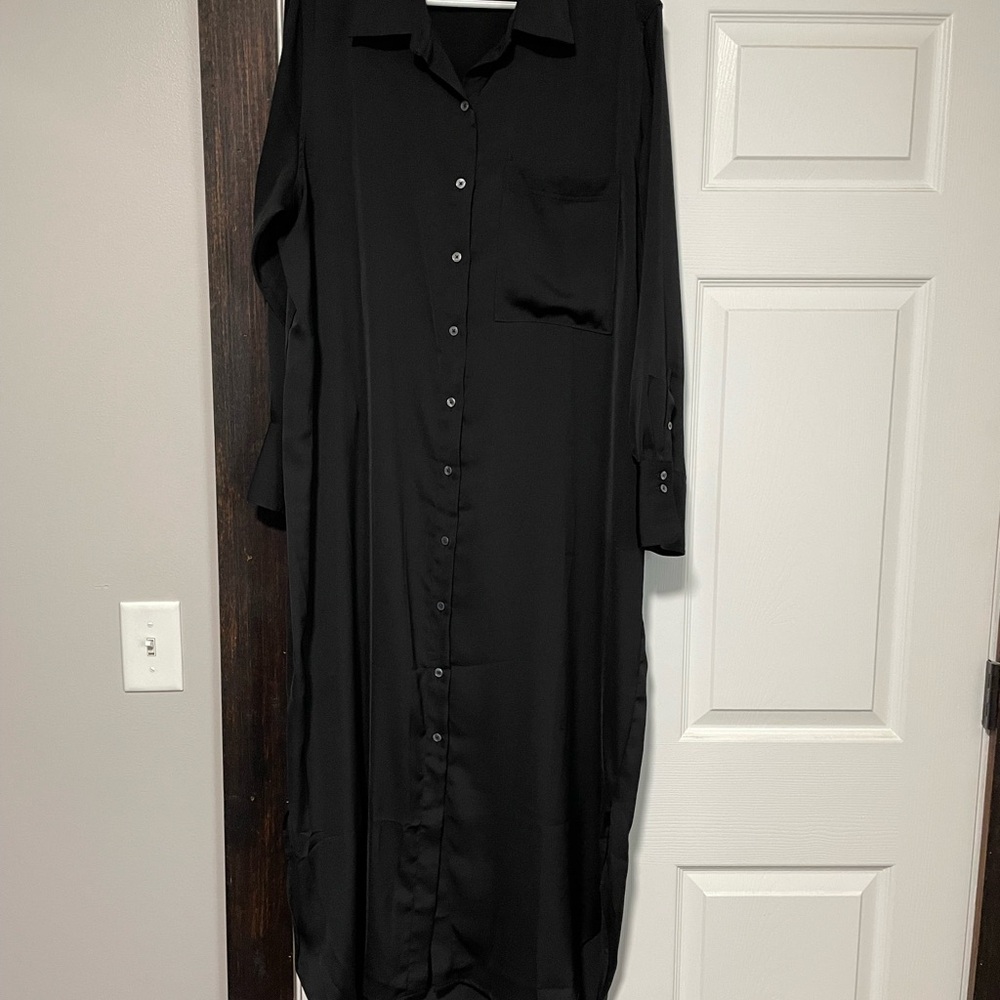 Banana Republic Factory Black Long Sleeve Satin Maxi Dress
